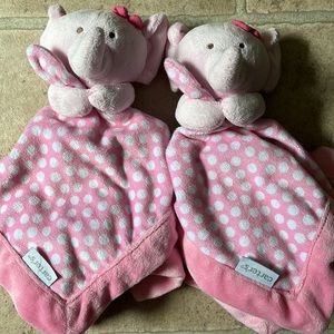 Carter’s Elephant Lovies